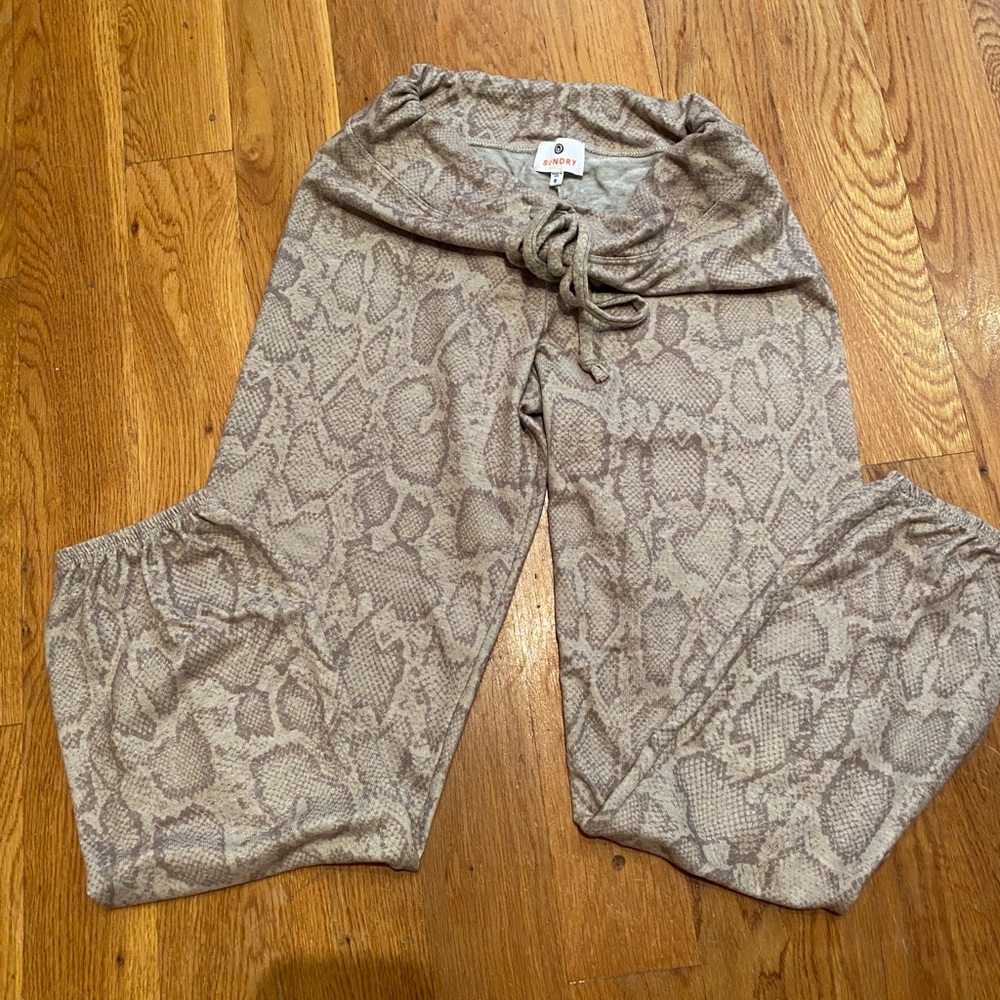 Like New Sundry Snake Print Jogger Size 0 - image 2